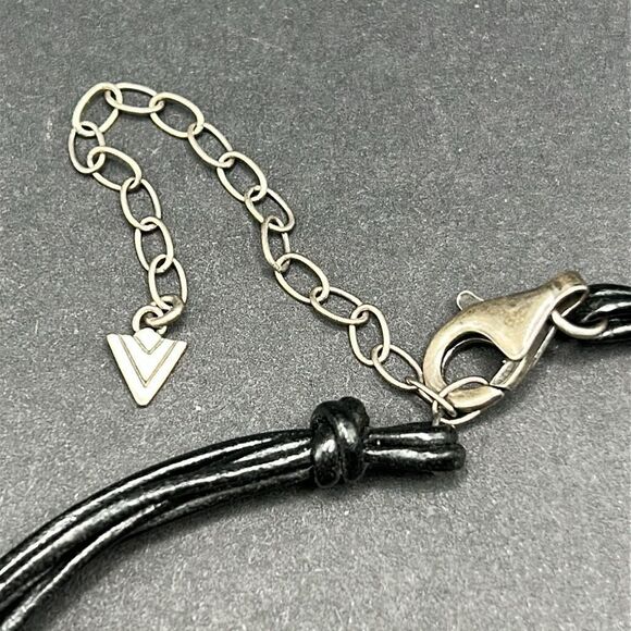 Retired Silpada Leather Cord Sterling Silver Faceted Crystal Pendant Necklace - Picture 3 of 9